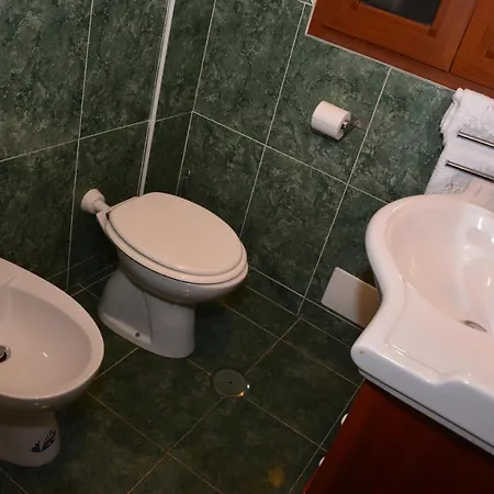 Dei Cicas Bed & Breakfast 4*